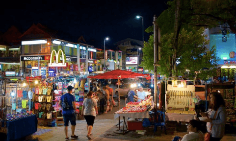 Things To Do In Chiang Mai night bazar