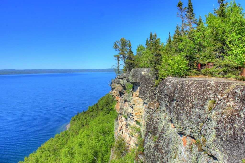 hiking in Canada along the top of the giants trail, Ontario