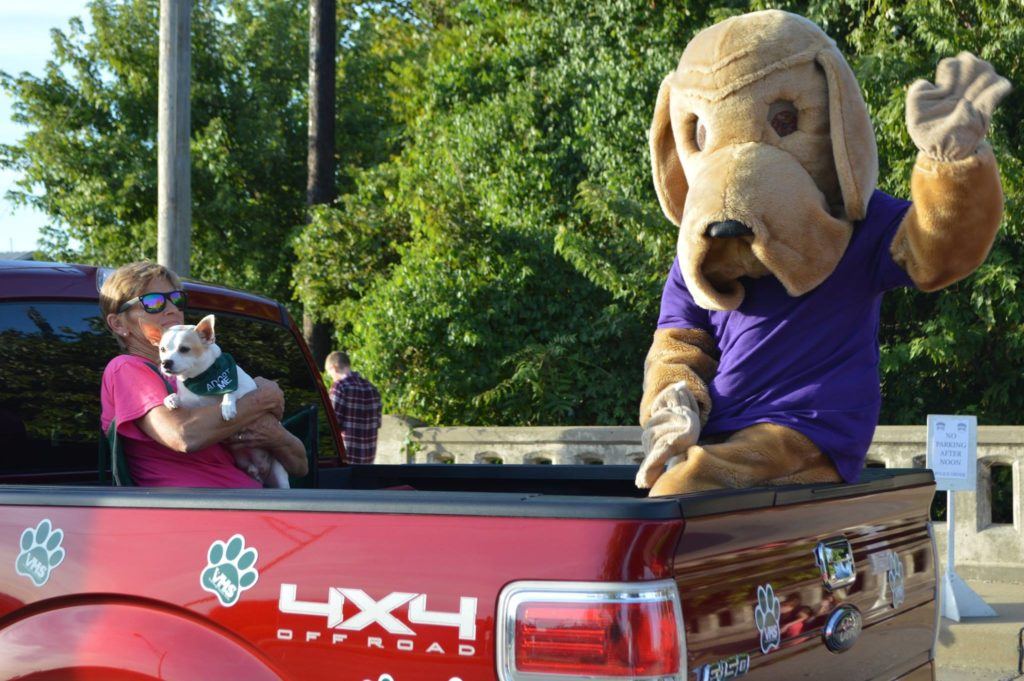 Mascots at the West Side Nut Club Fall Festival