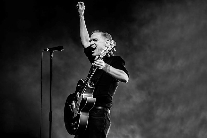 singer Bryan Adams