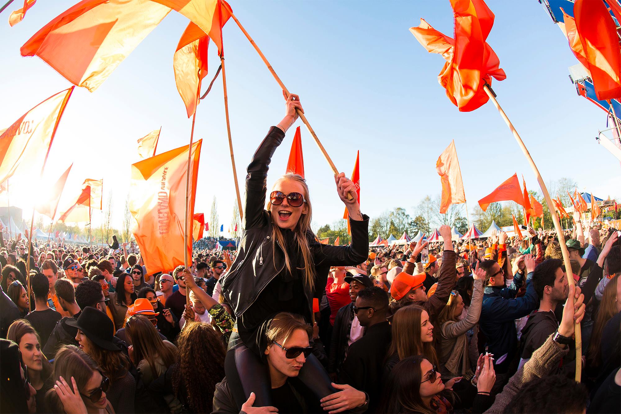 A true Dutch party - King's Day in Rotterdam