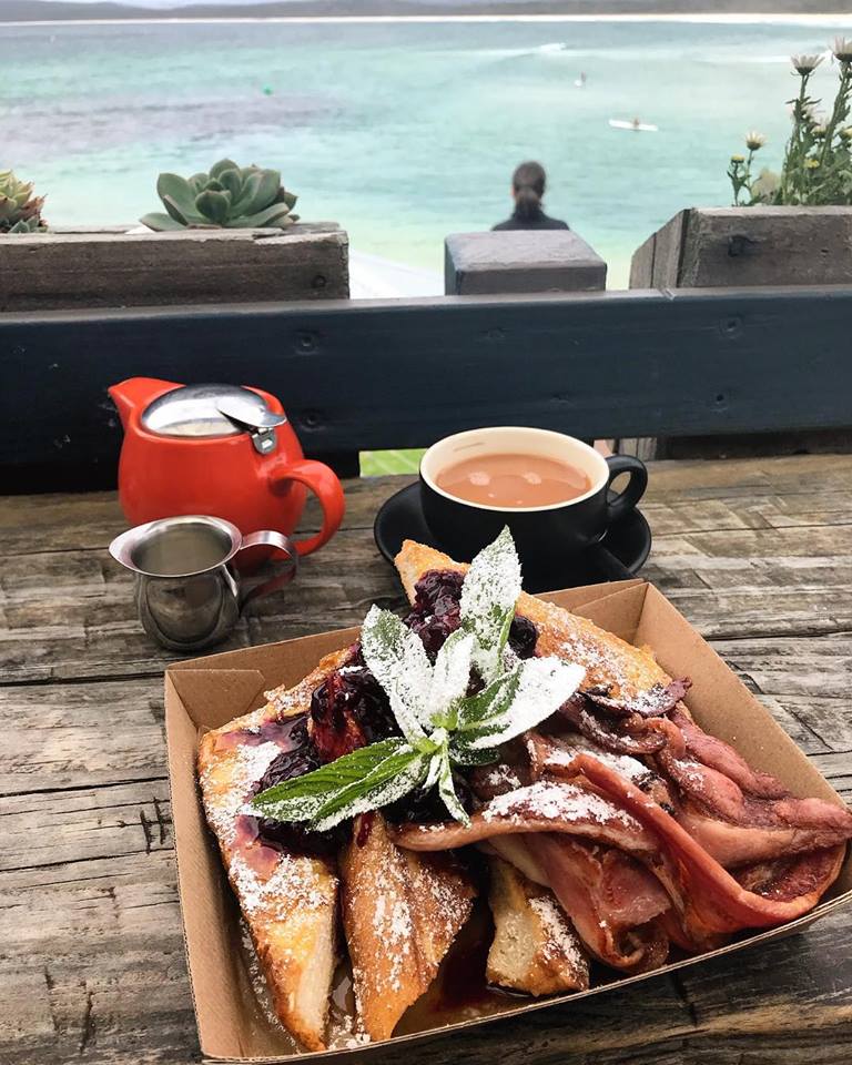 coffee and brekkie at Bar Beach Kiosk, Merimbula