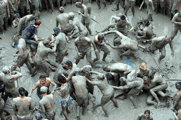 Boryeong Mud Festival: Korea's International Summer Festival - Rad Season