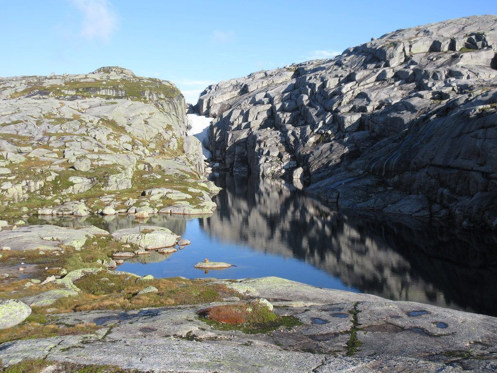 hiking Kjeragbolten