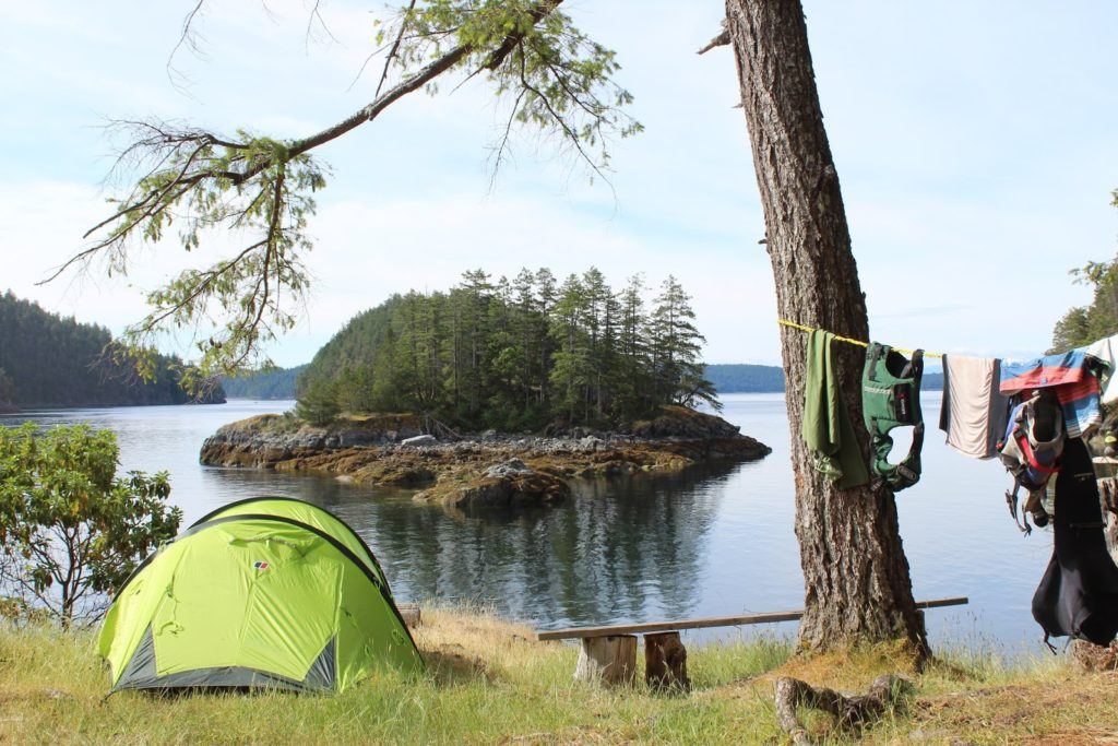 Camping at the kayak expedition